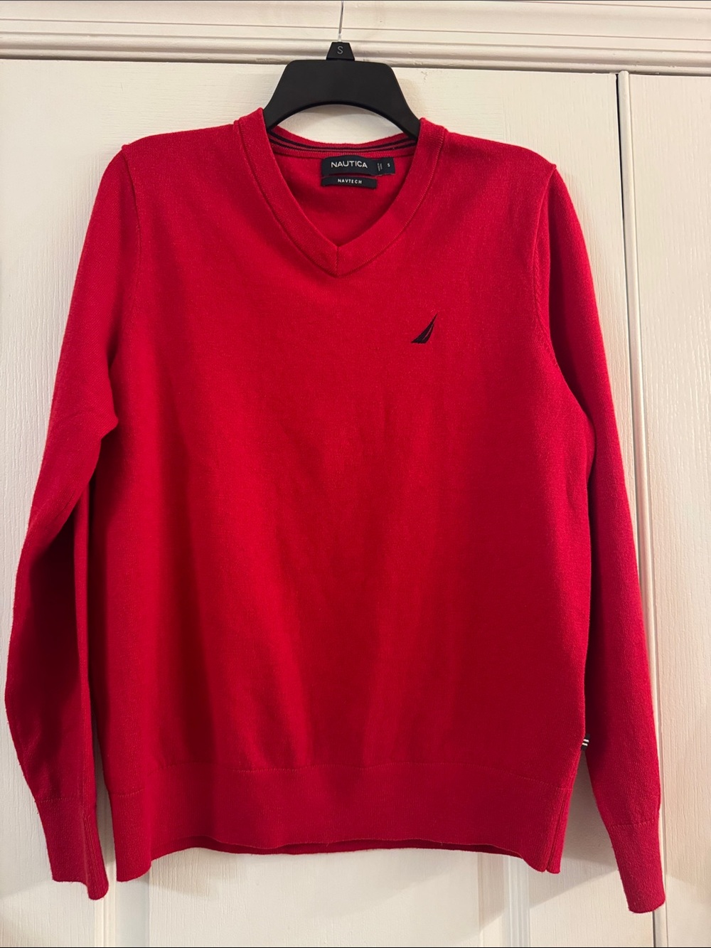 Nautica Men's Bright Red V-Neck Knit Sweater